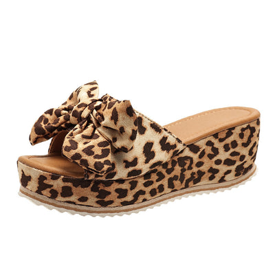 Stylish Leopard Print Wedge Slippers Brown