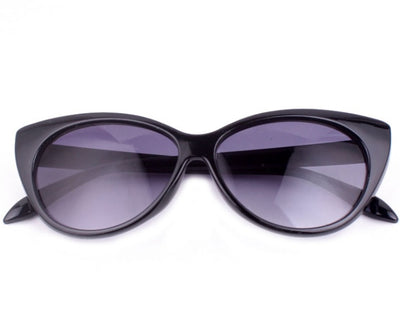 Captivating Cat Eye Sunglasses Black