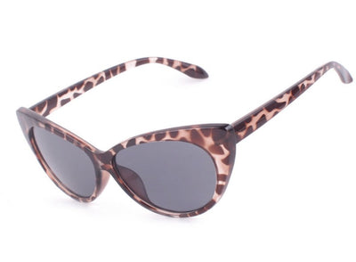 Captivating Cat Eye Sunglasses Leopard