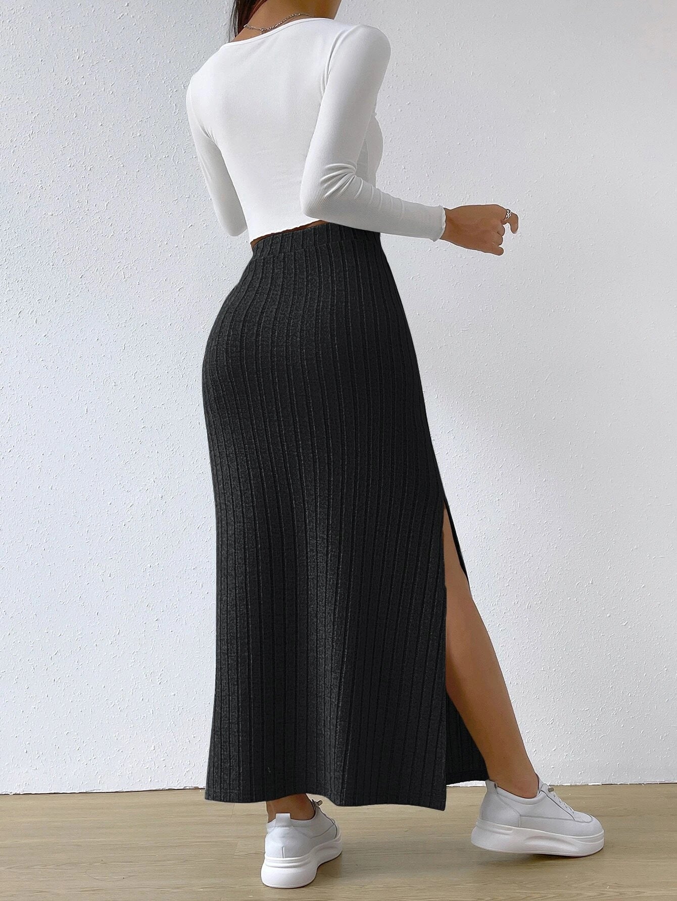 Ever Chic Long Knitted Skirt Black rear view