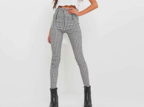 Sexy Checker & Stripes Pants Black & White Case front view