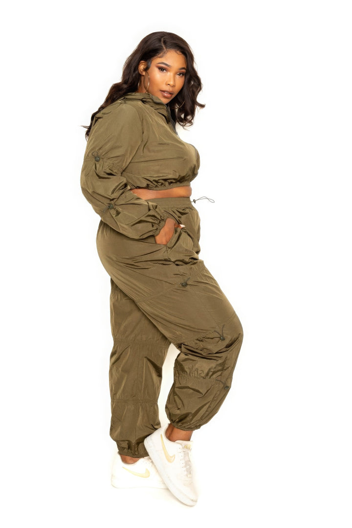 Activewear Zip Up Set, Olive, Side Cord Lock, Lightweight, Zipper, side view.