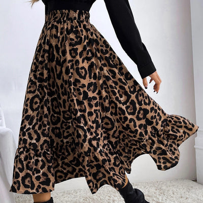 Classic Chic Leopard Skirt Brown