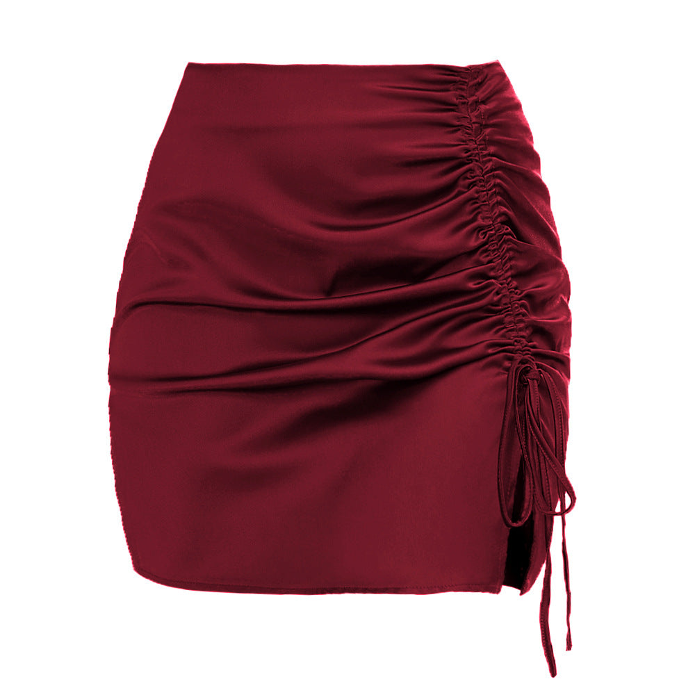 Enticing Short Pleated Skirt Wine Red front view close