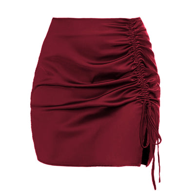 Enticing Short Pleated Skirt Wine Red front view close