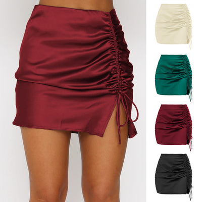 Enticing Short Pleated Skirt Wine Red range view