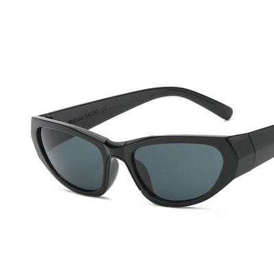 Street Beat Girl Sunglasses Black Frame Grey Slice